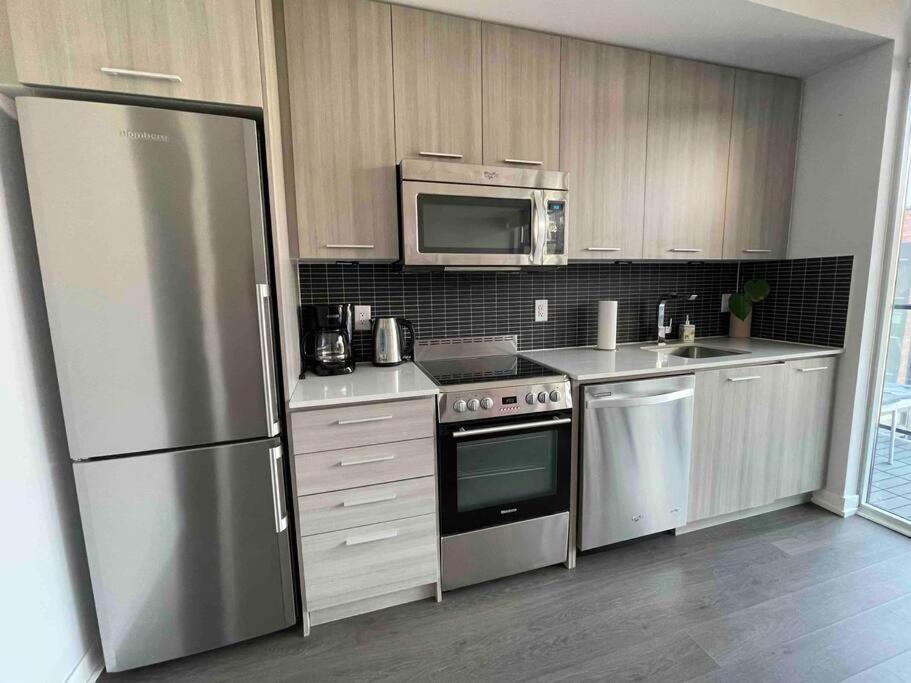Gorgeous Downtown Condo Toronto Exterior foto